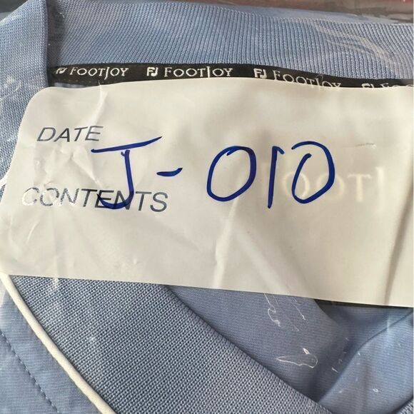 FootJoy XL Carolina Blue V-Neck Lightweight Jacket - Picture 6 of 6